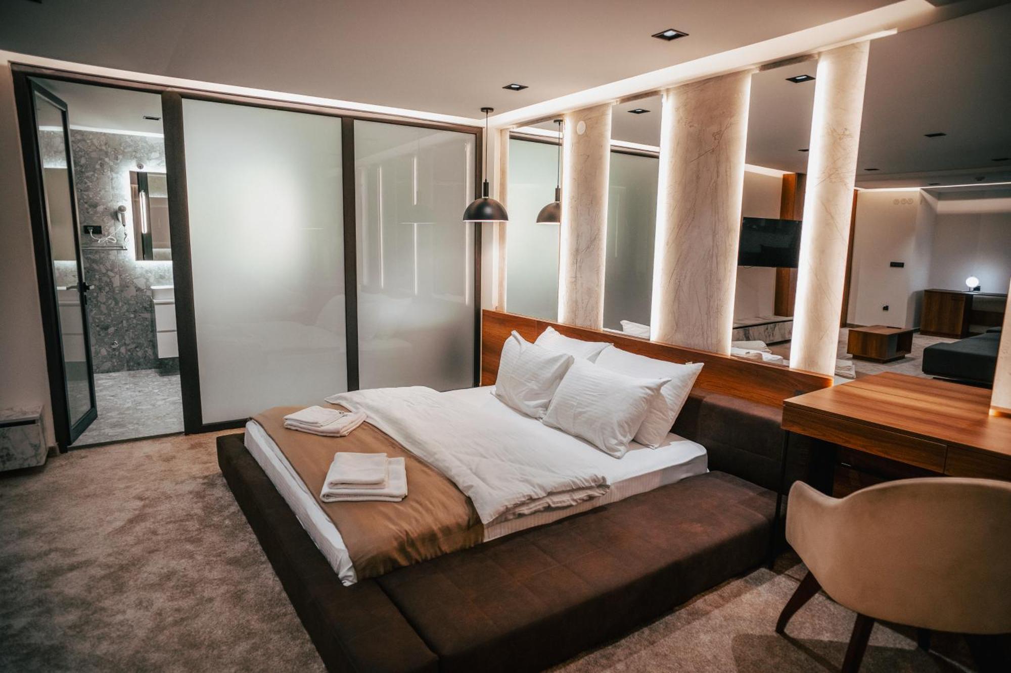 Hotel Bavka Leskovac  Ngoại thất bức ảnh